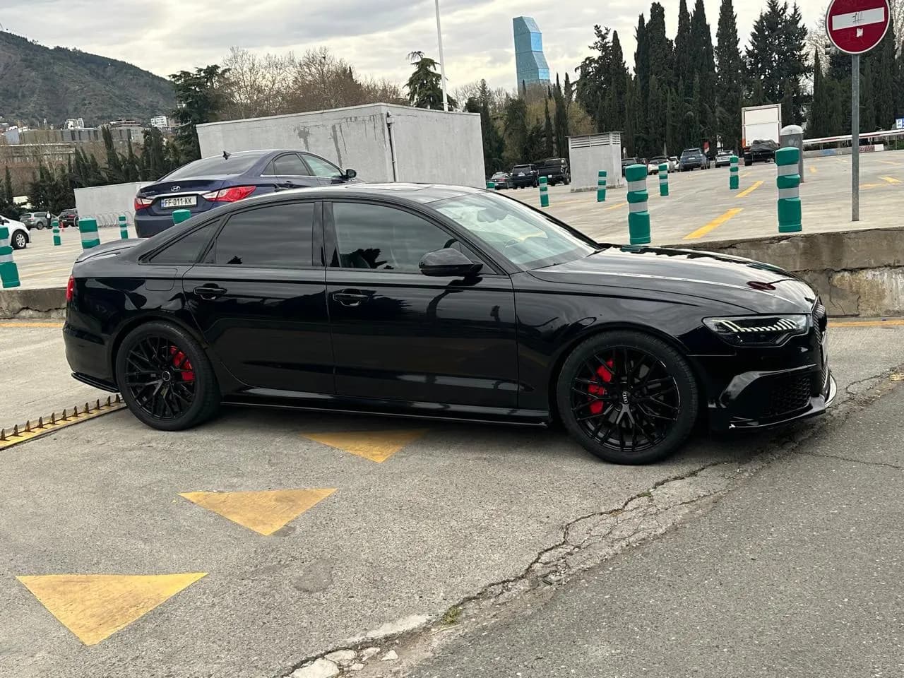 Audi A6 2018 view 4