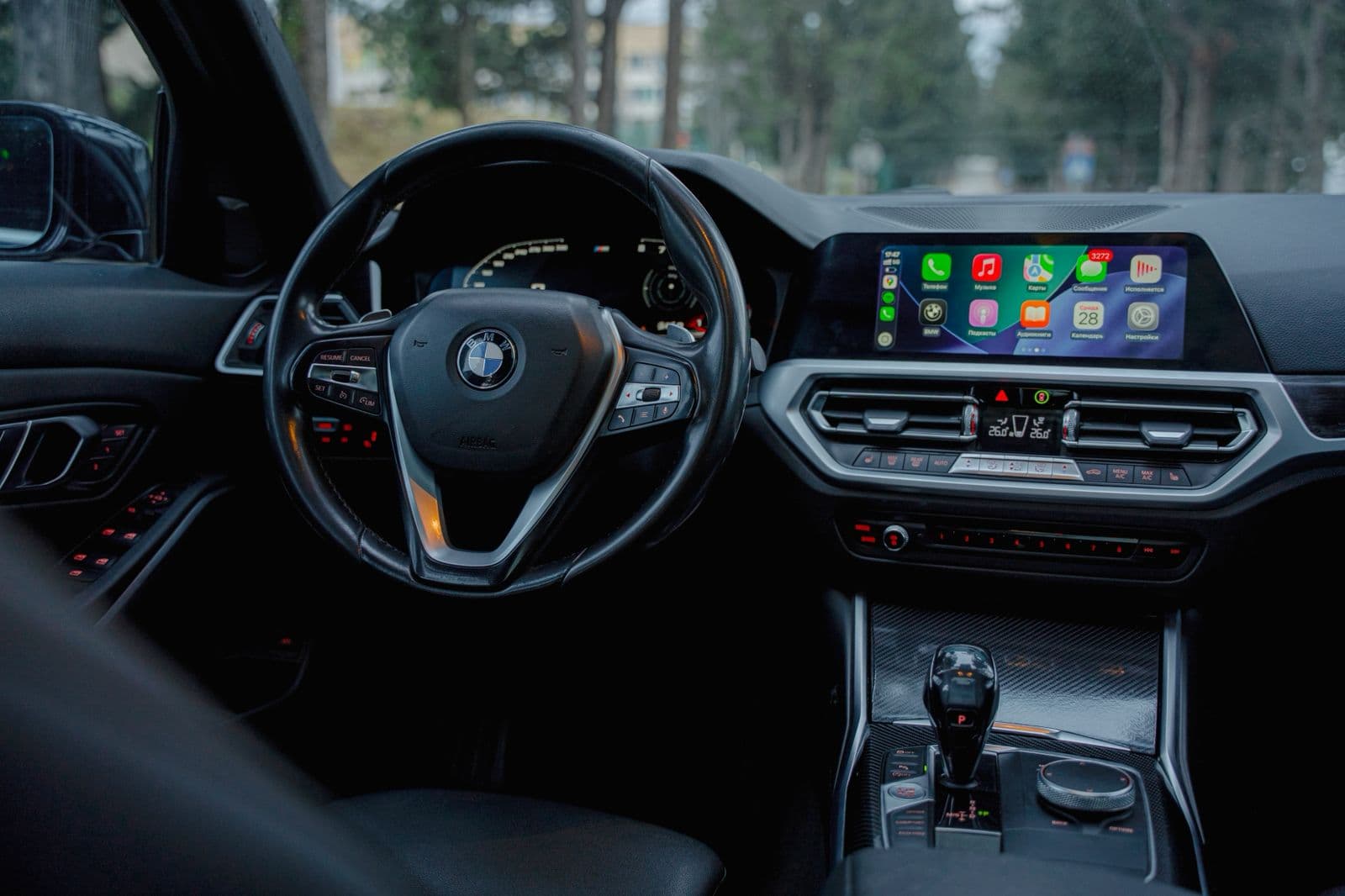 Bmw 330 2019 view 3