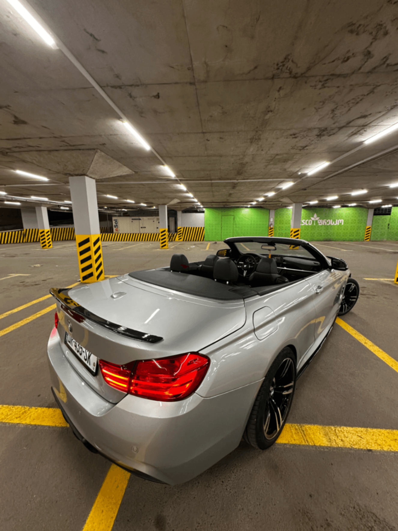 BMW 428 Convertible photo 3