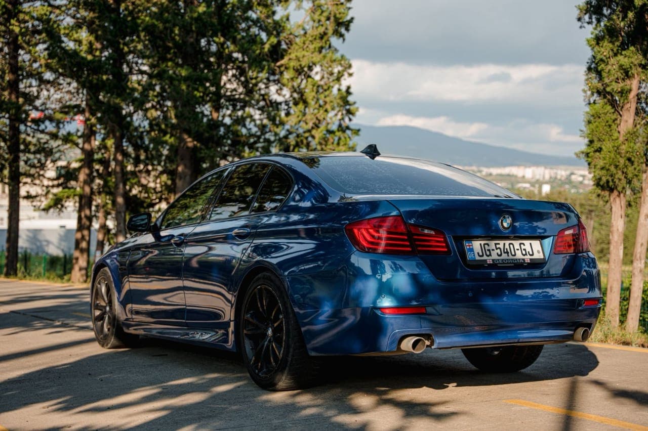 BMW 535I view 2