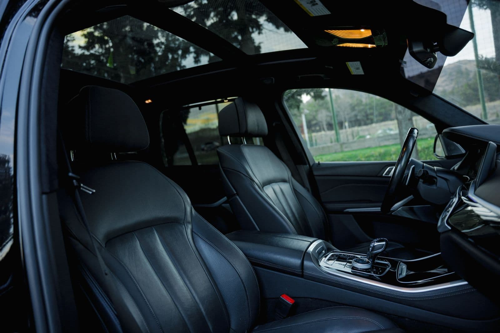 Bmw x5 m50i 2021 view 1