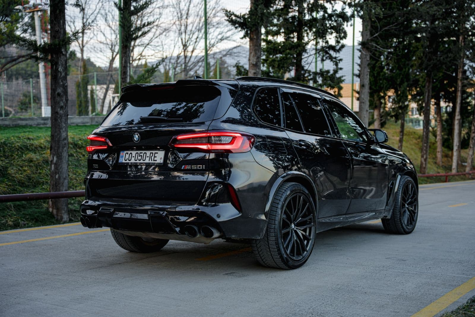 Bmw x5 m50i 2021 view 7