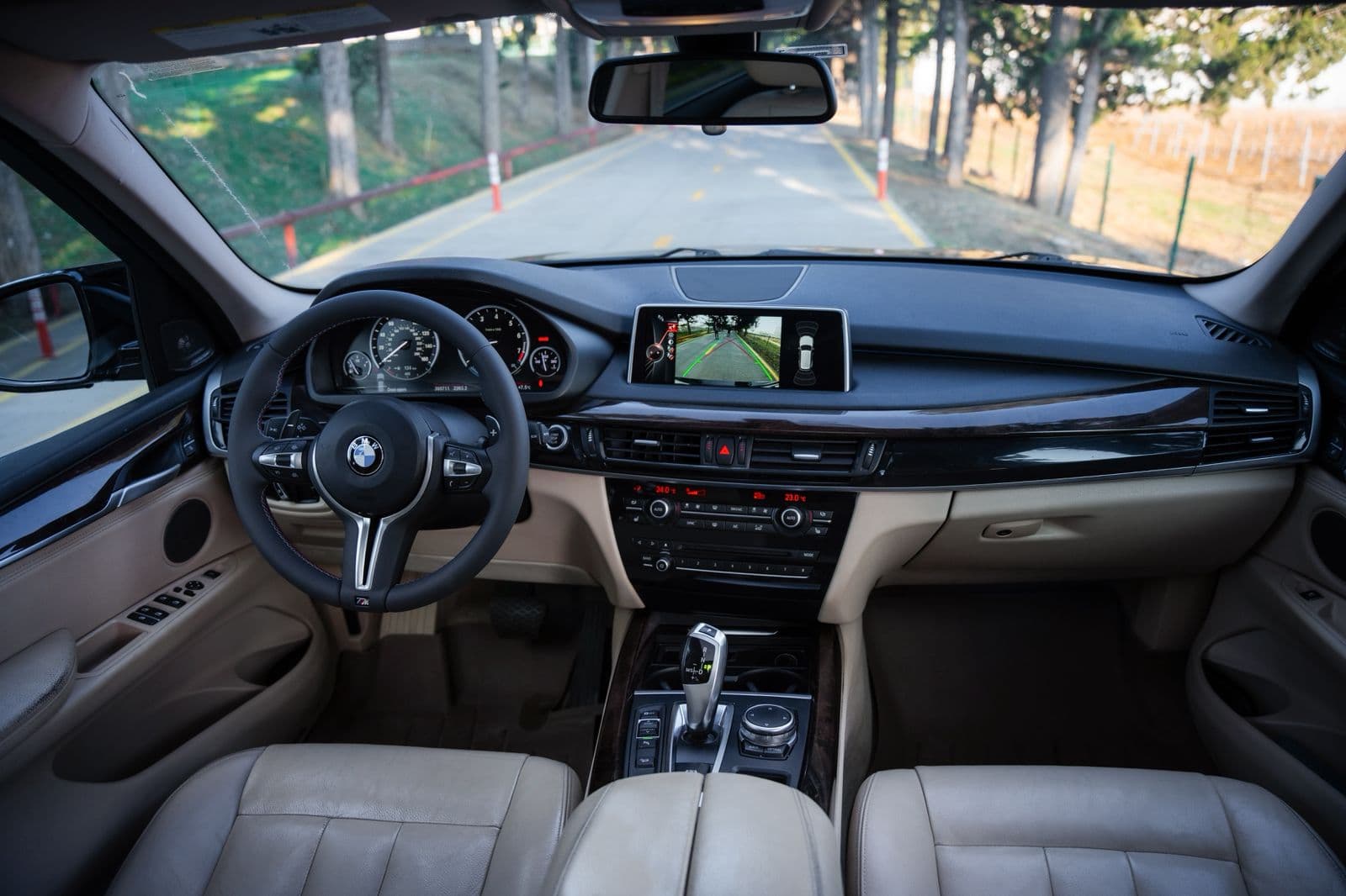 BMW X5 xdrive 2015 view 4