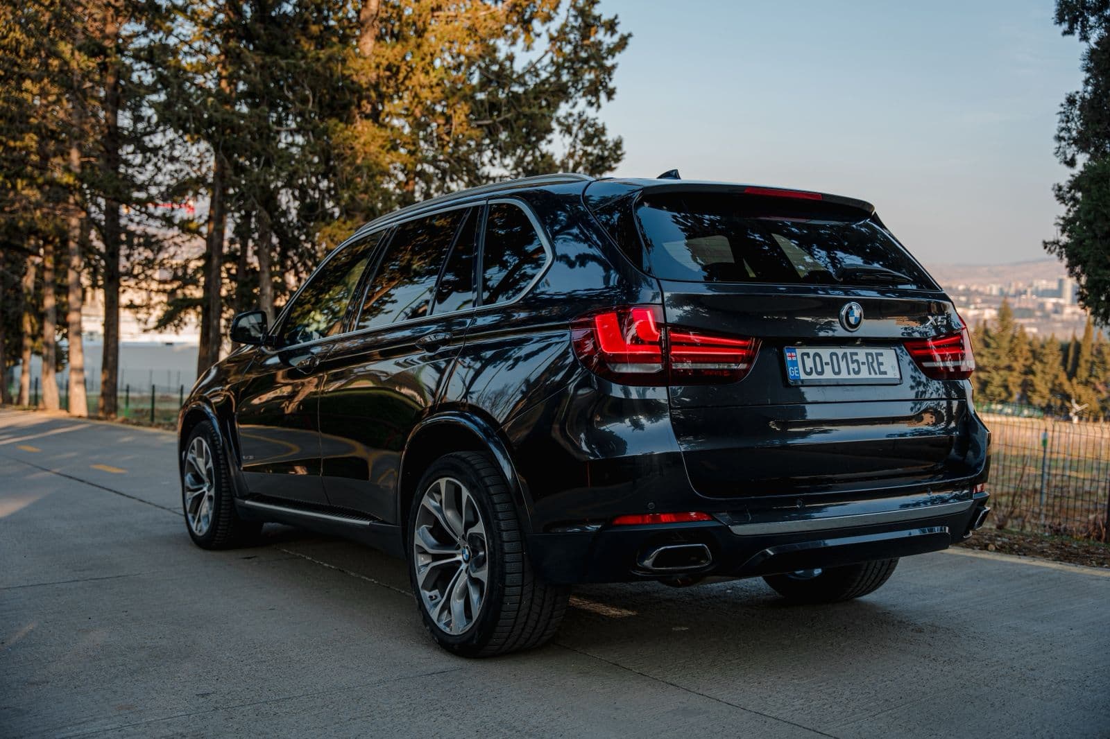 Bmw x5 xdrive 2017  view 5