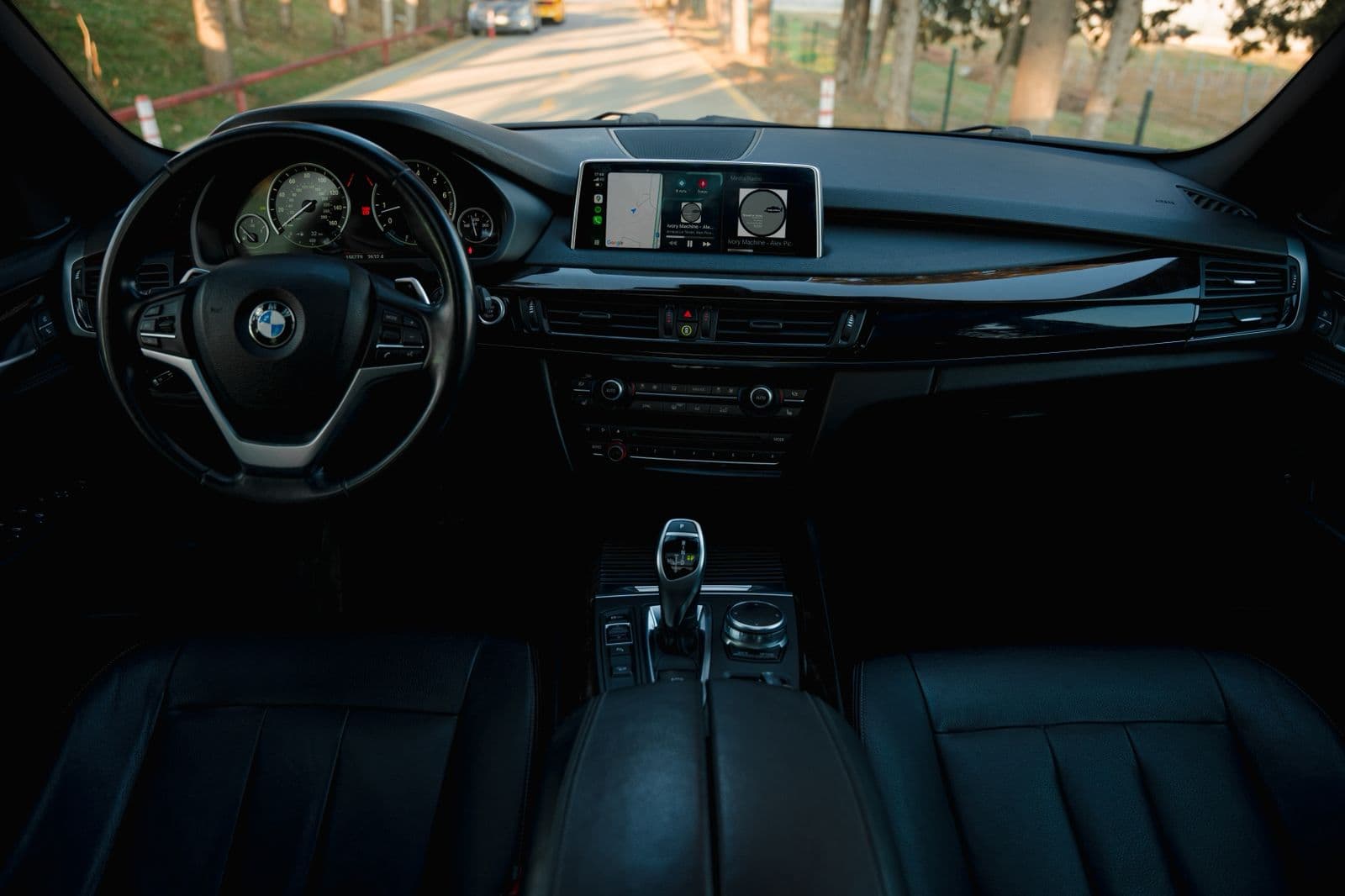 Bmw x5 xdrive 2017  view 4