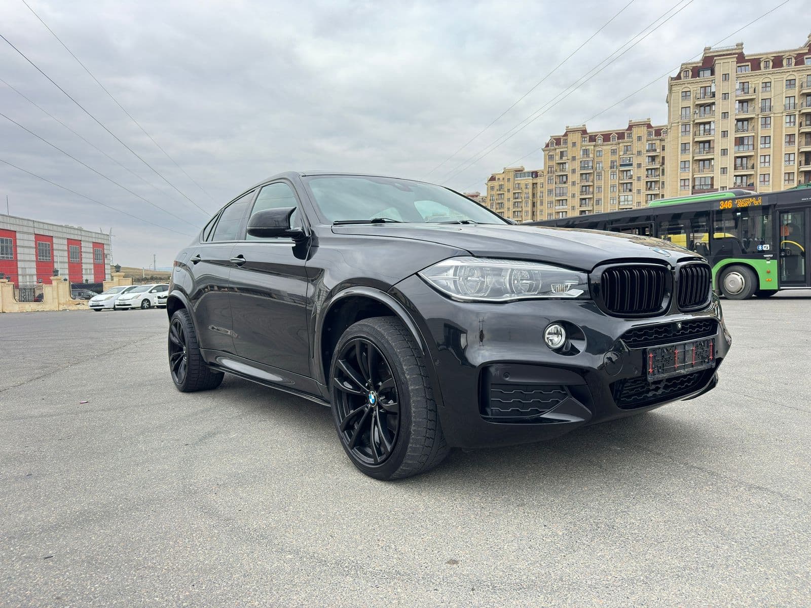 Bmw x6 2018 view 1
