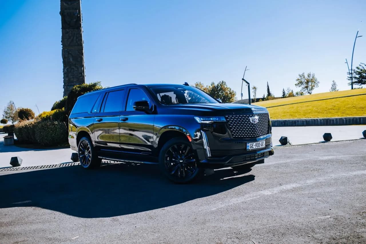 Cadilac esqalade 2024  view 5