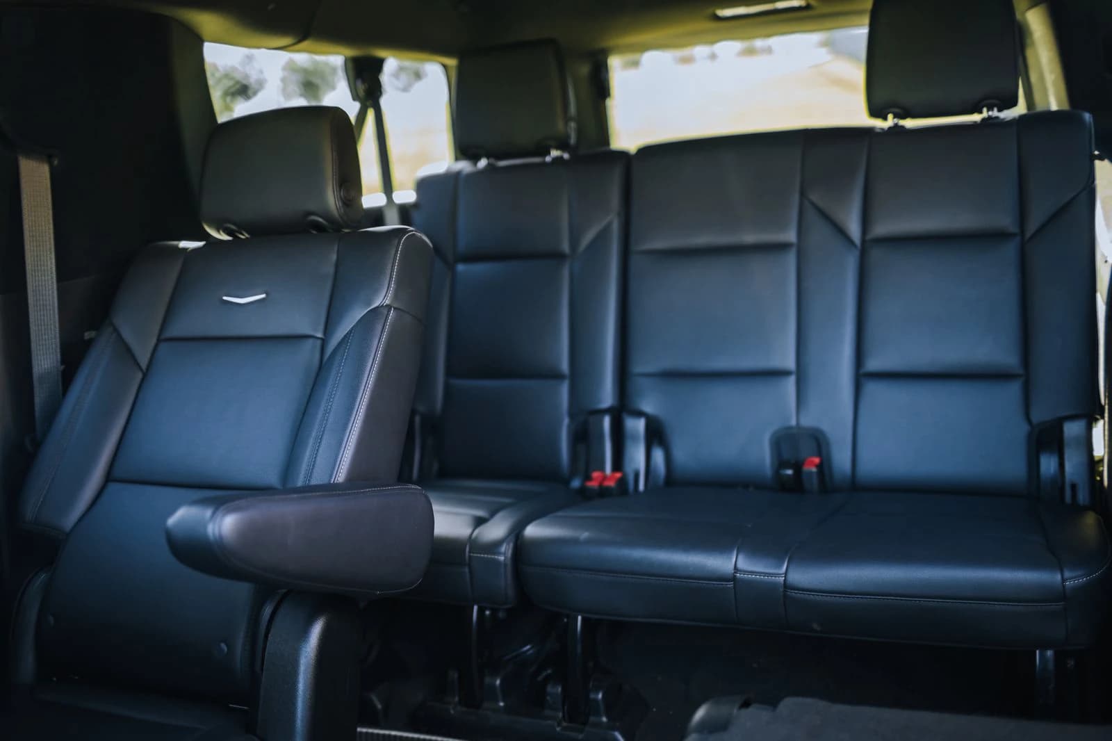 Cadilac esqalade 2024  view 8