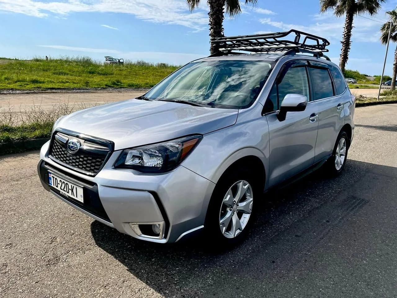 იქირავე SUBARU FORESTER