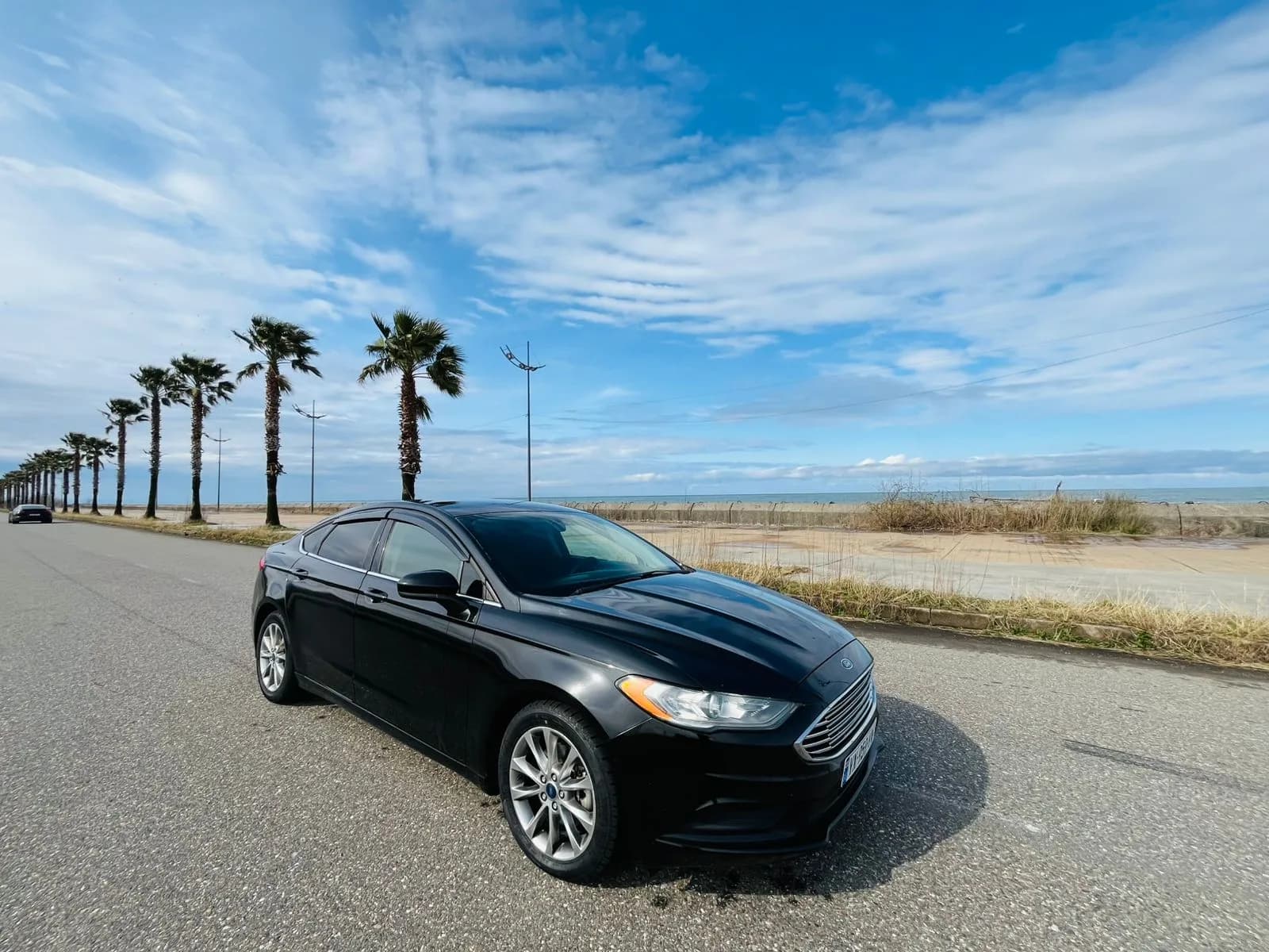 იქირავე FORD FUSION HYBRID