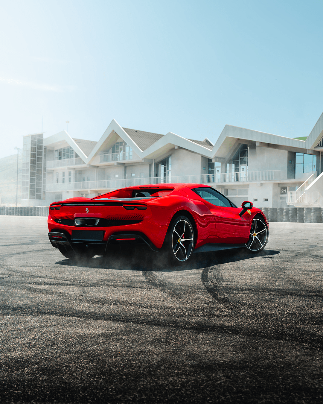 Ferrari 296 GTB photo 2