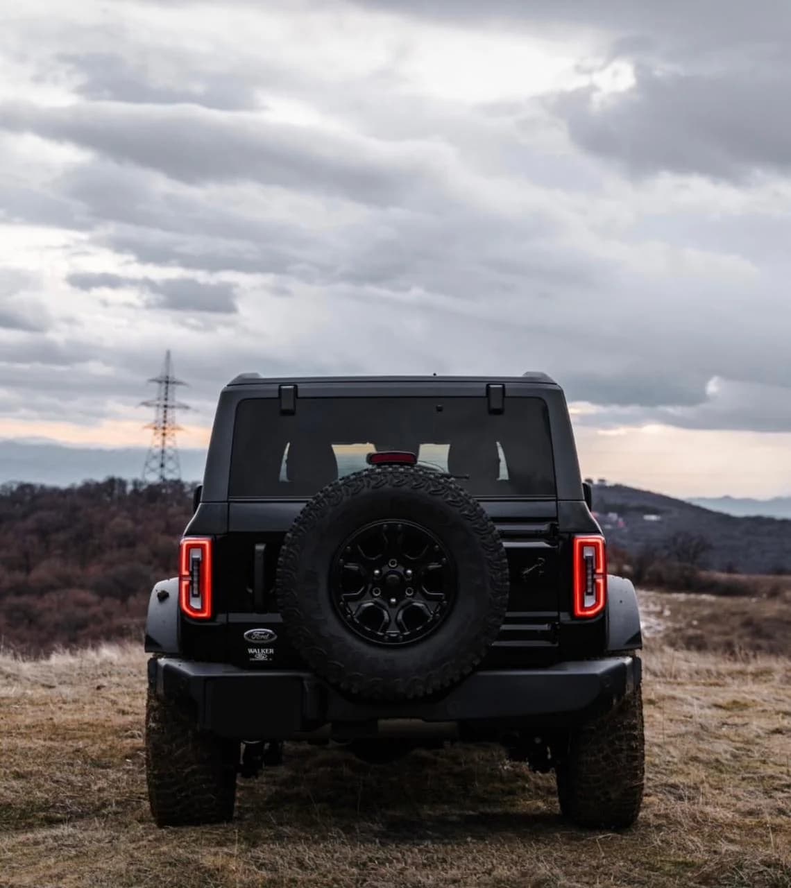 Ford Bronco 2024 view 6