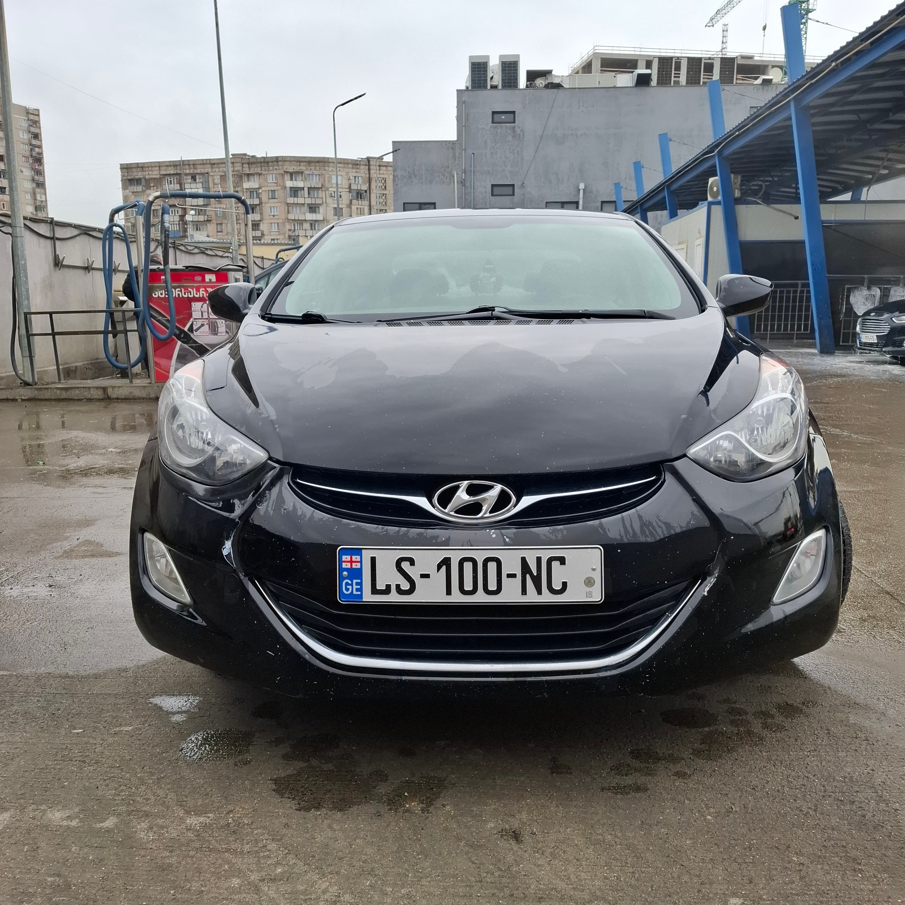 hyundai elantra 2013 view 2
