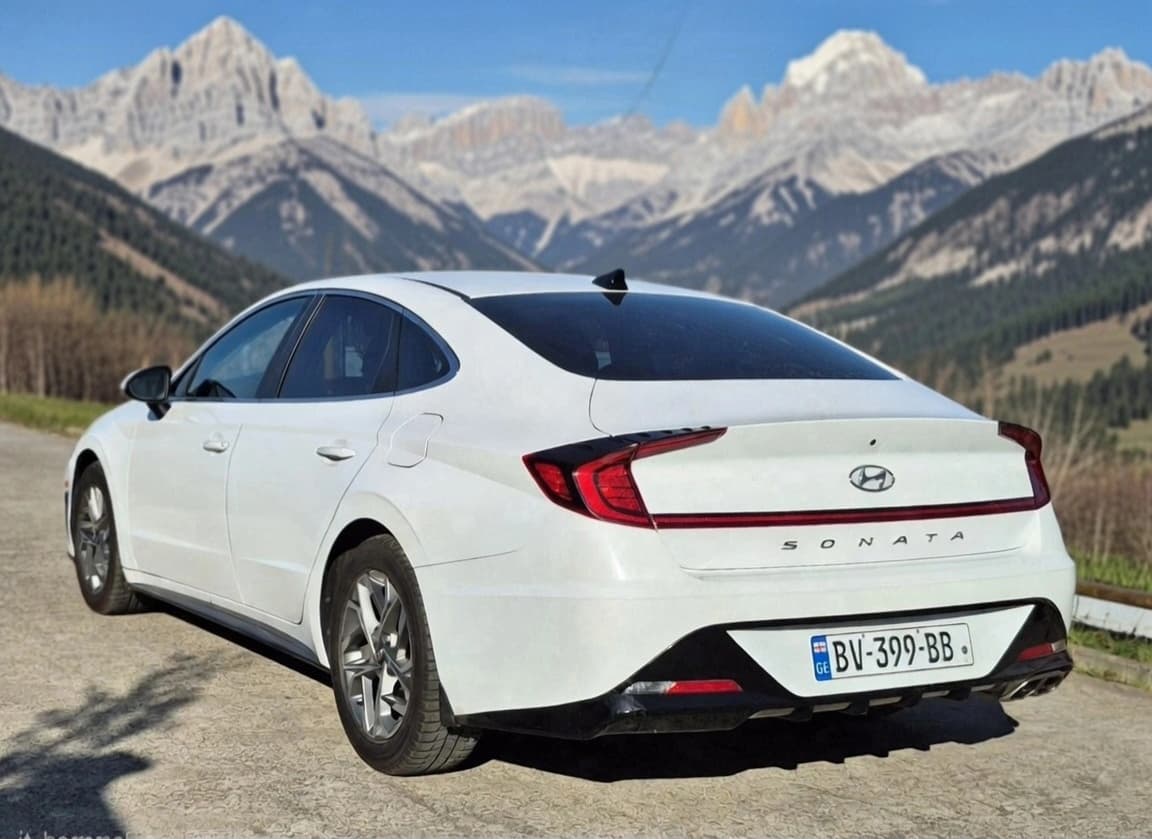 Rent Hyundai Sonata in Kutaisi — photo 4