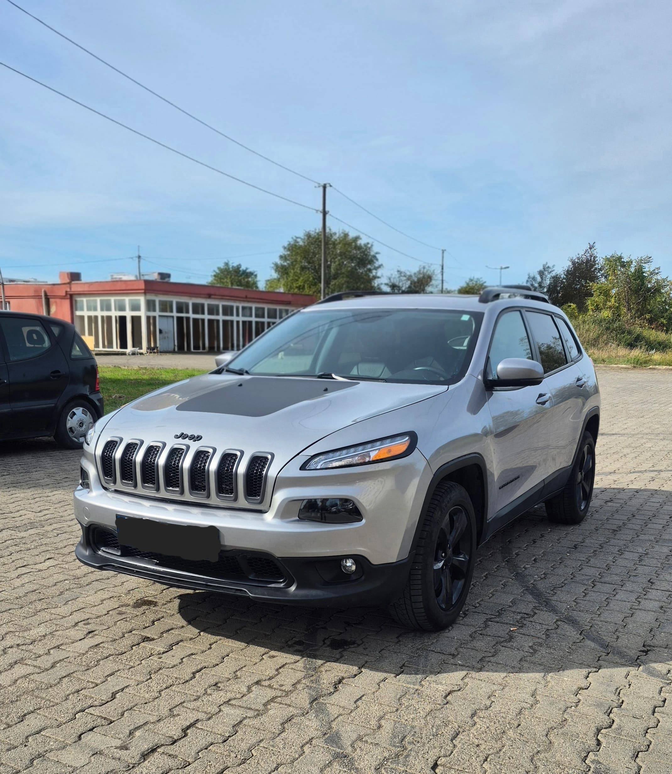 Rent Jeep Cherokee in Kutaisi — photo 2