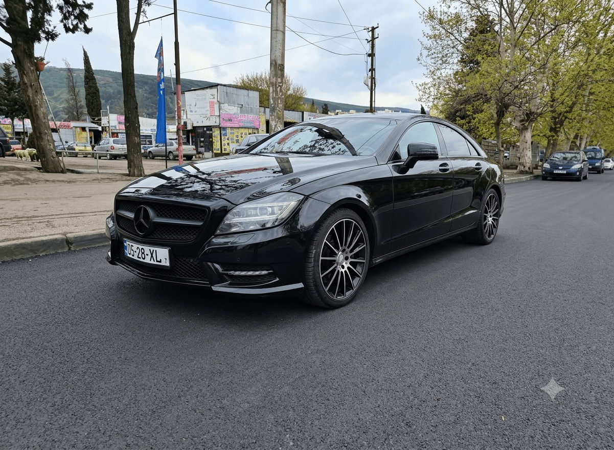 Mercedes-Benz CLS photo 2