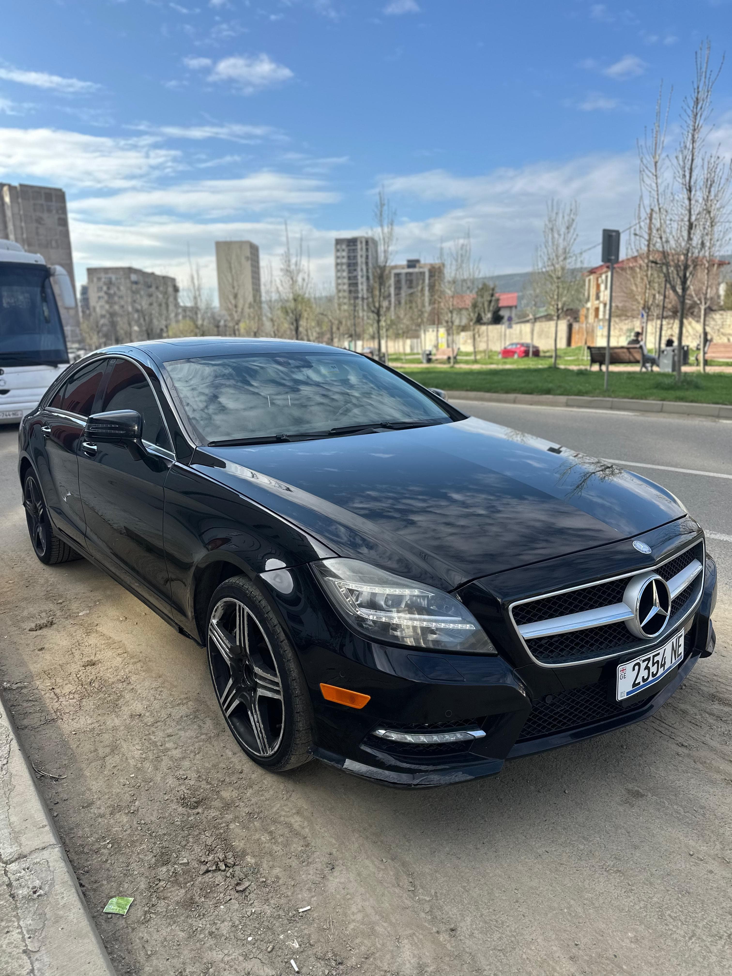 Mercedes-benz cls 550 2014 view 3