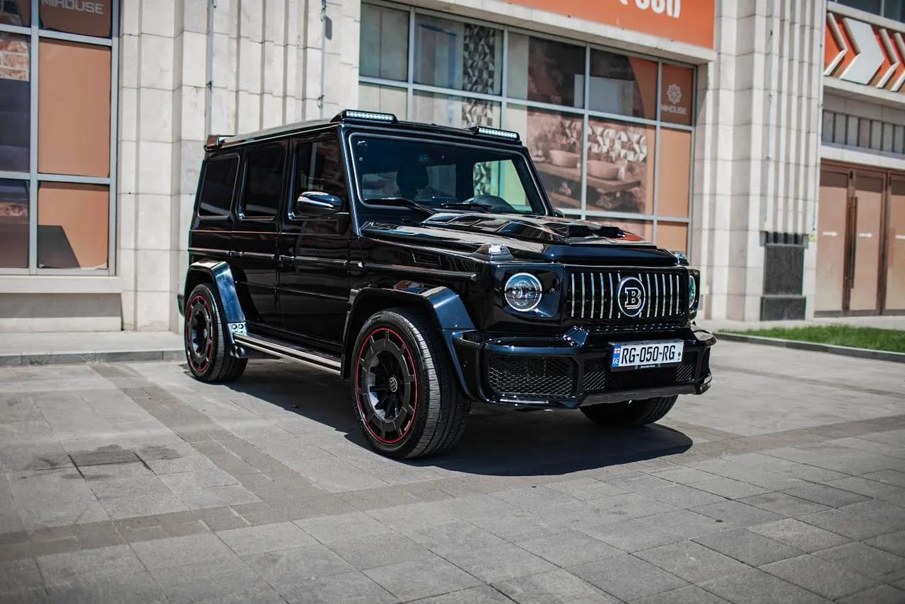 Mercedes-benz G550 2018 view 2