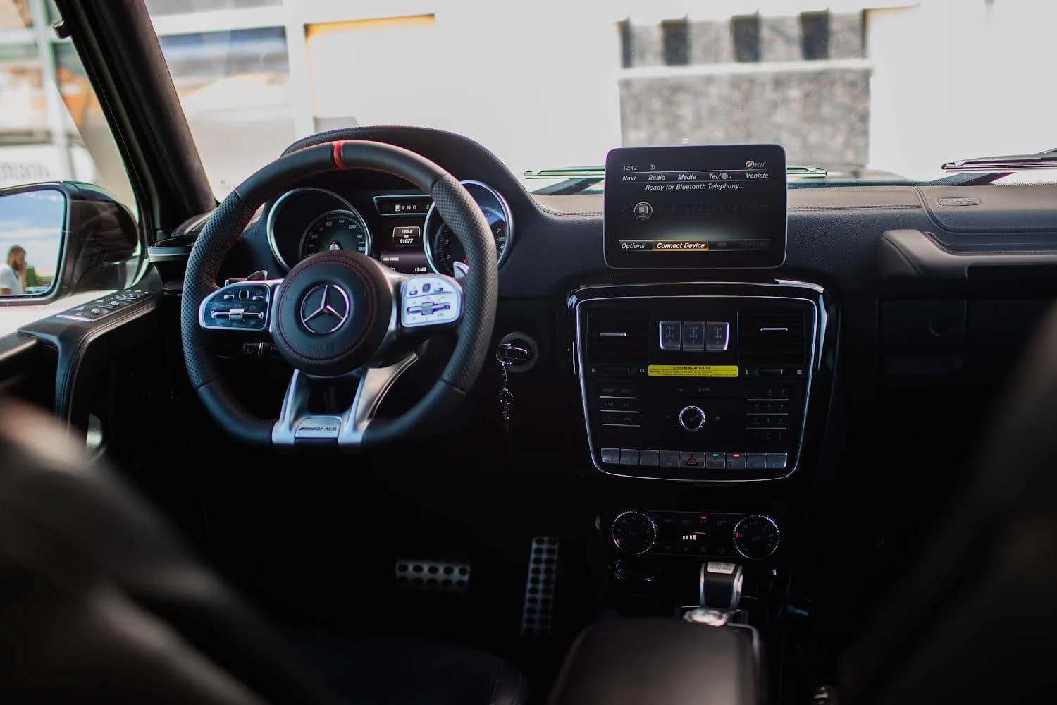 Mercedes-benz G550 2018 view 5