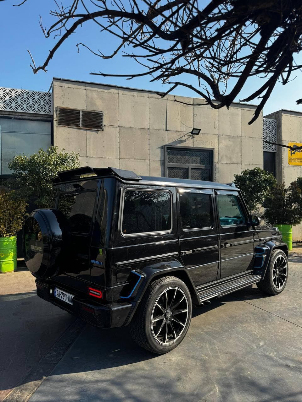 Mercedes-benz G63 2016 view 5