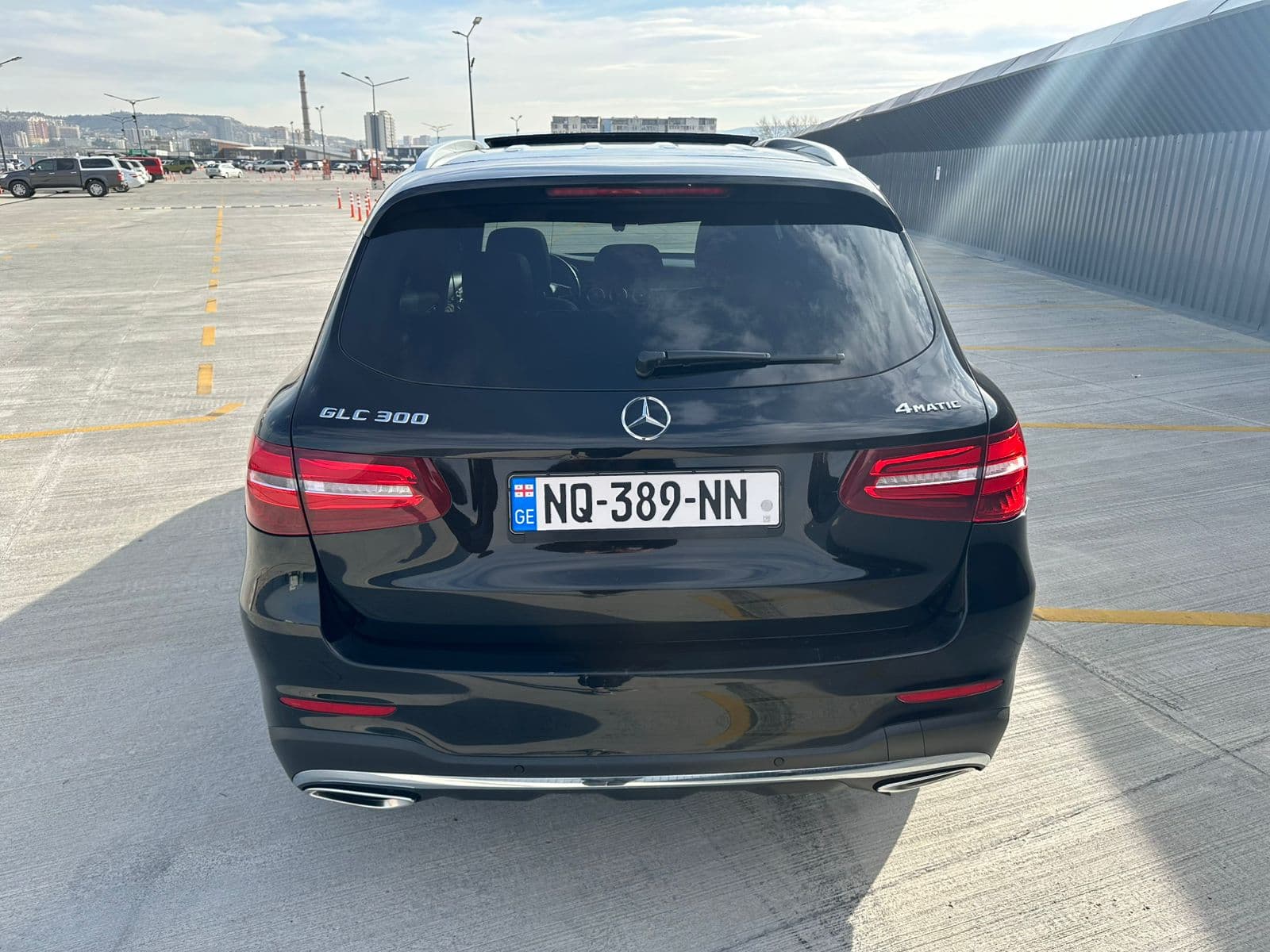Mercedes-benz Glc 300 2018 view 5