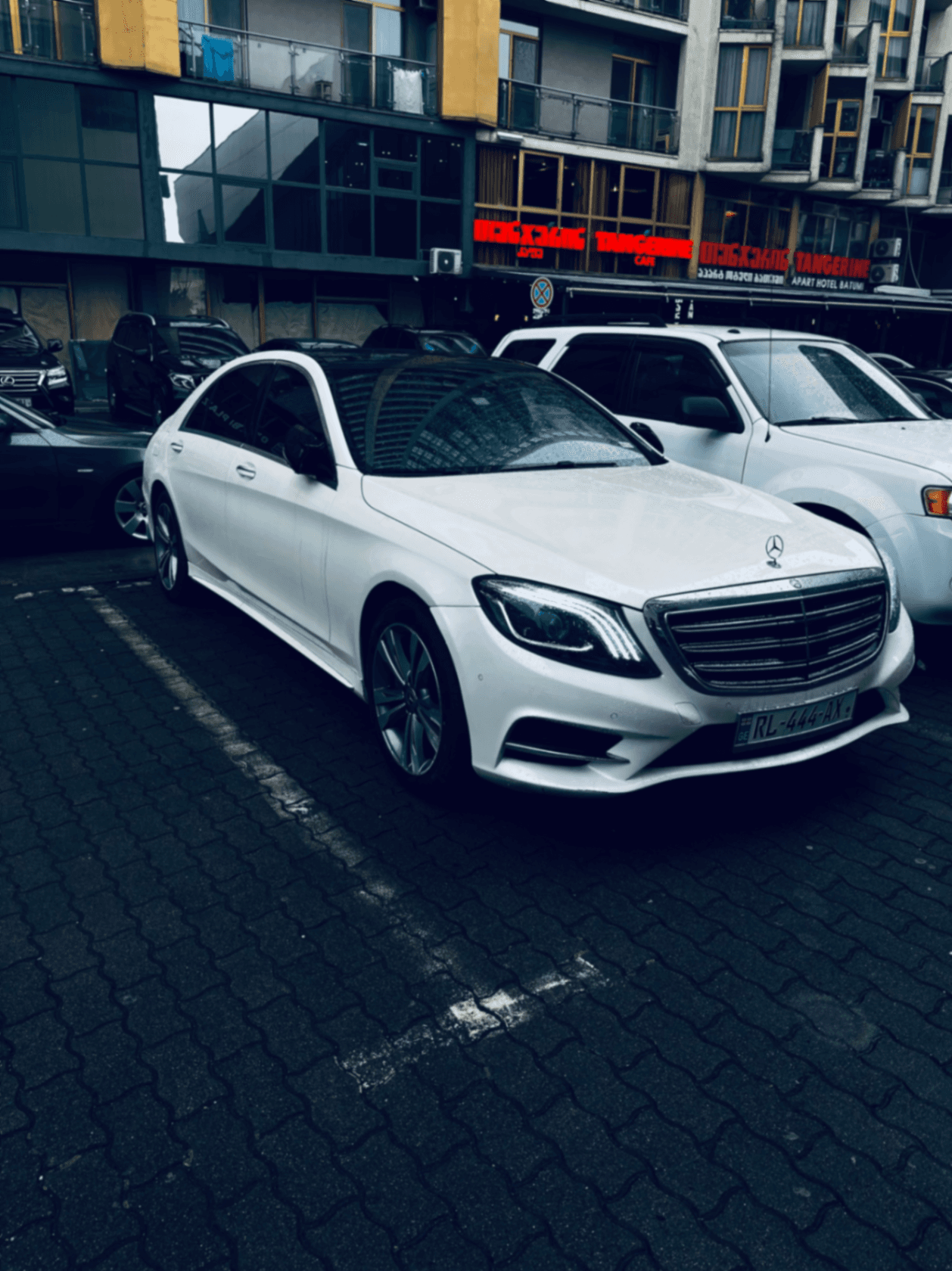 Rent Mercedes S550 in Batumi — photo 1
