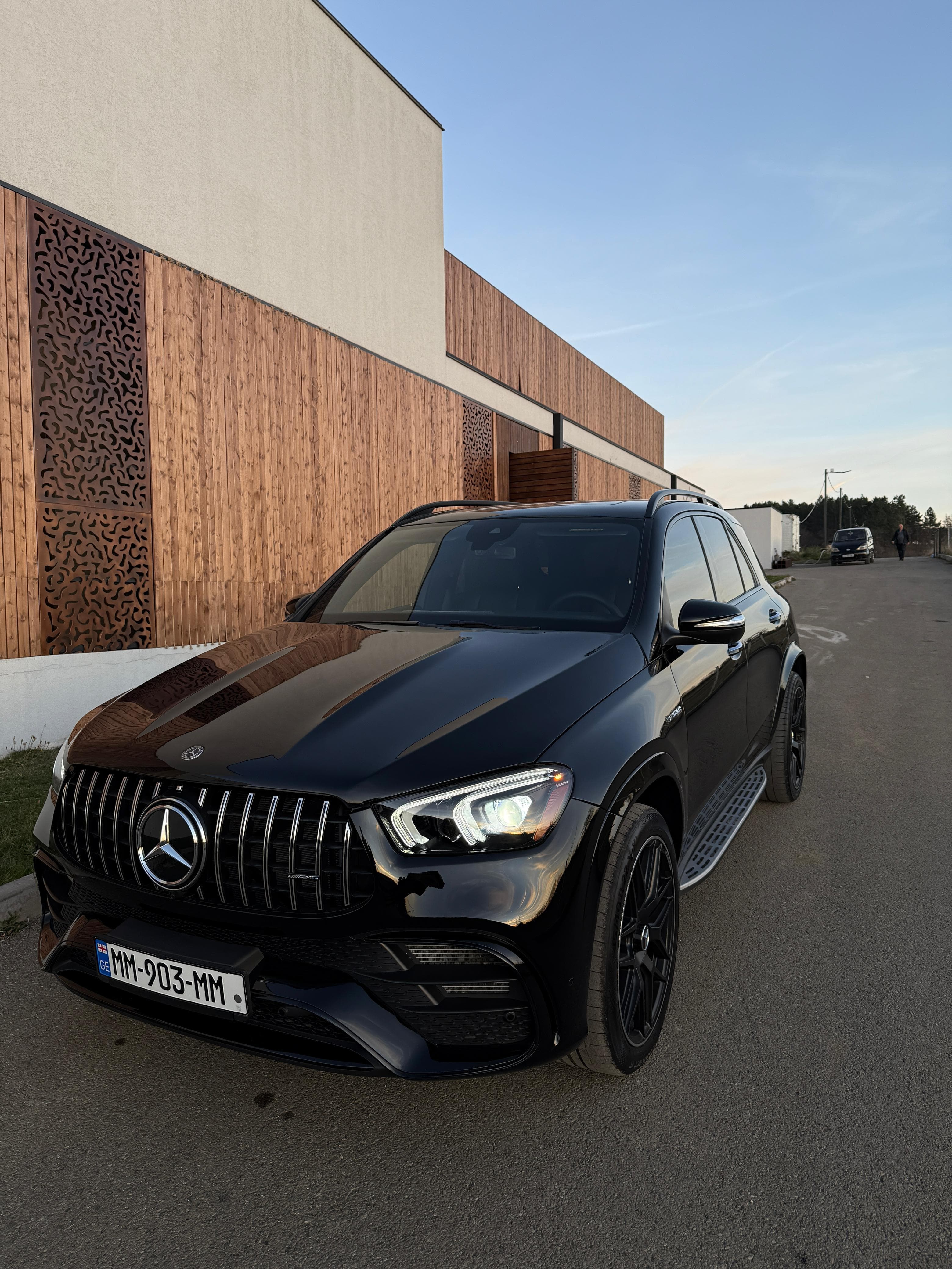 Mersedes-benz gle 350 2019 view 1