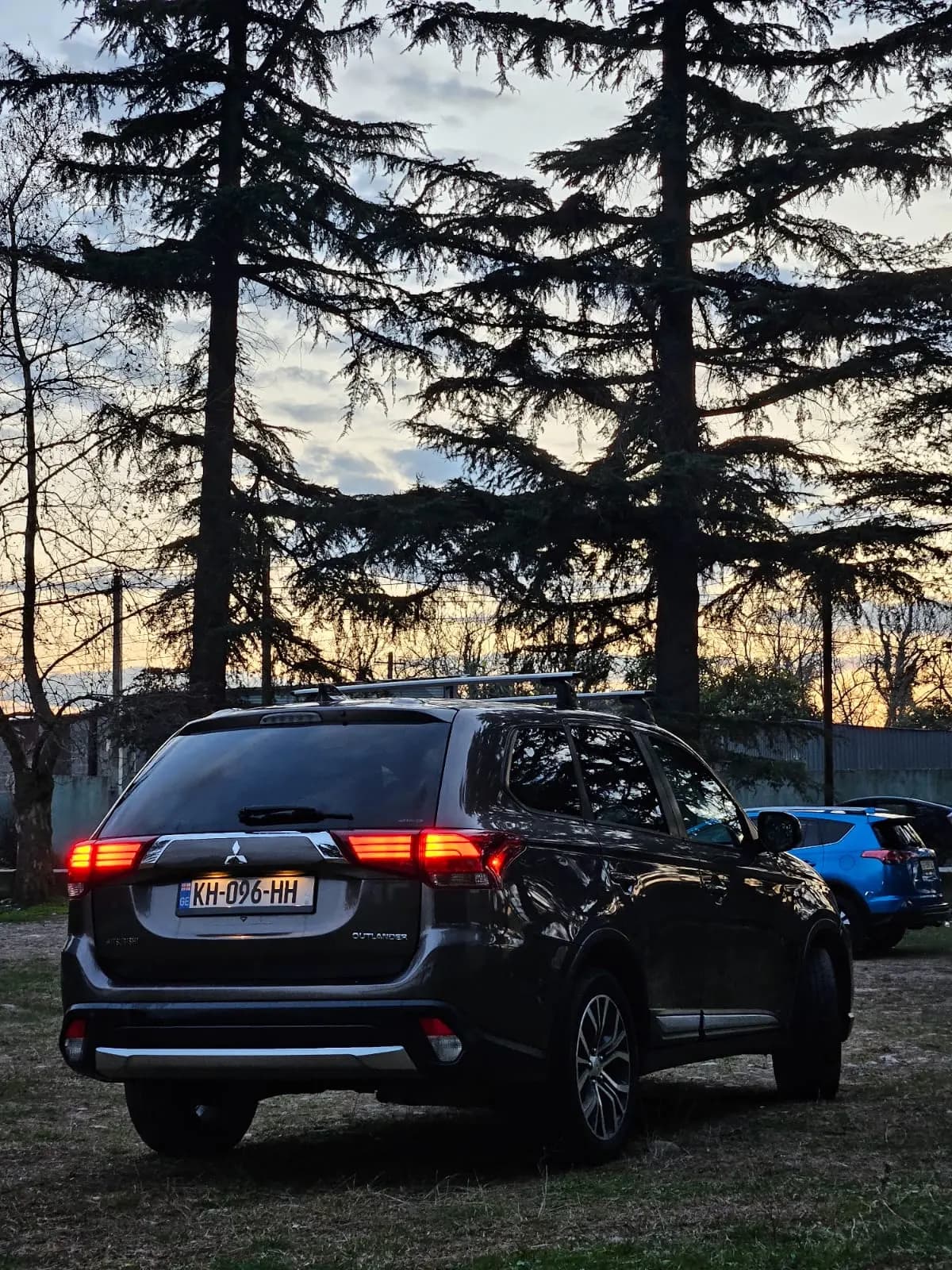 Rent Mitsubishi Outlander in Kutaisi — photo 4
