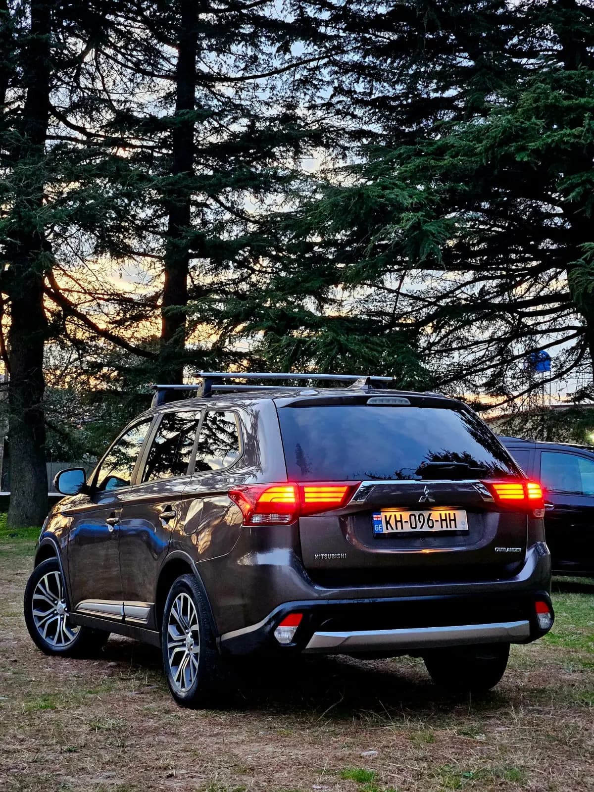 Rent Mitsubishi Outlander in Kutaisi — photo 3