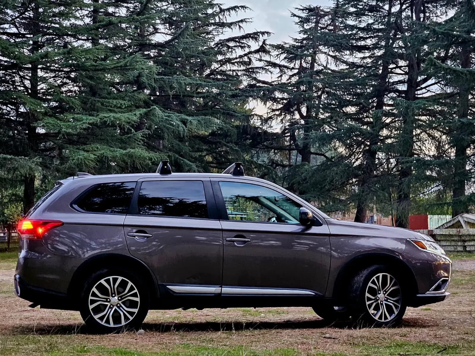 Rent Mitsubishi Outlander in Kutaisi — photo 5