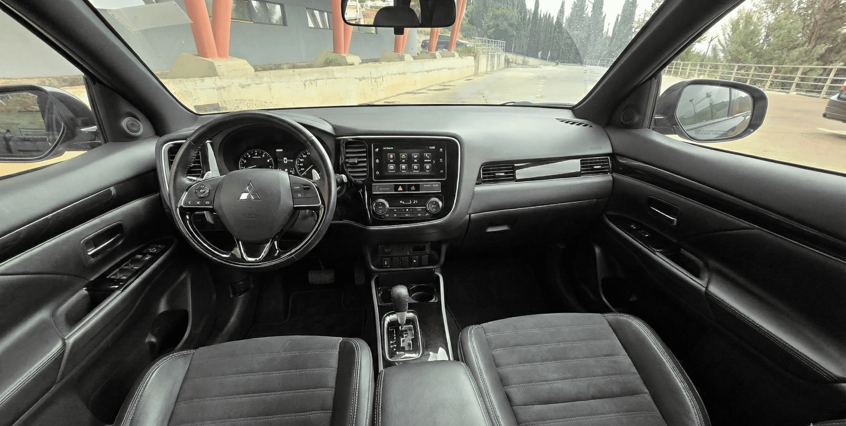 Rent Mitsubishi Outlander in Tbilisi — photo 9