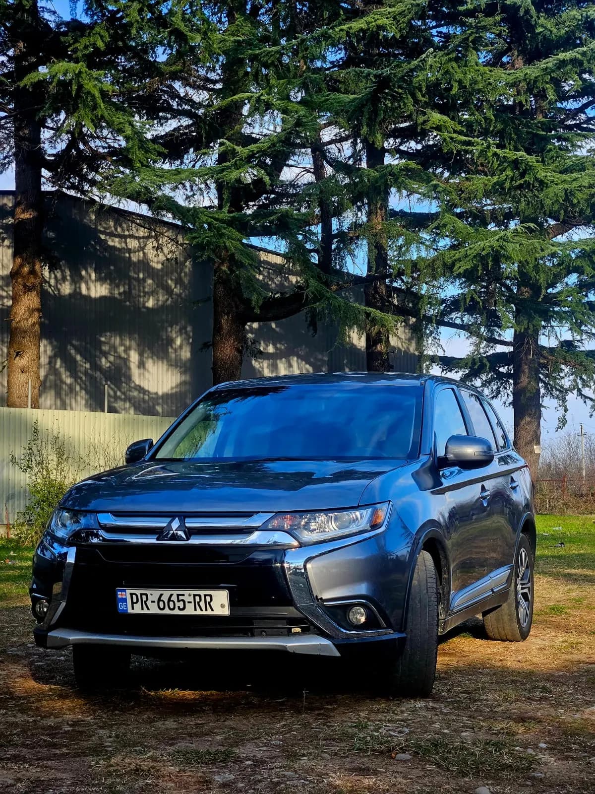 Rent Mitsubishi Outlander in Kutaisi — photo 2