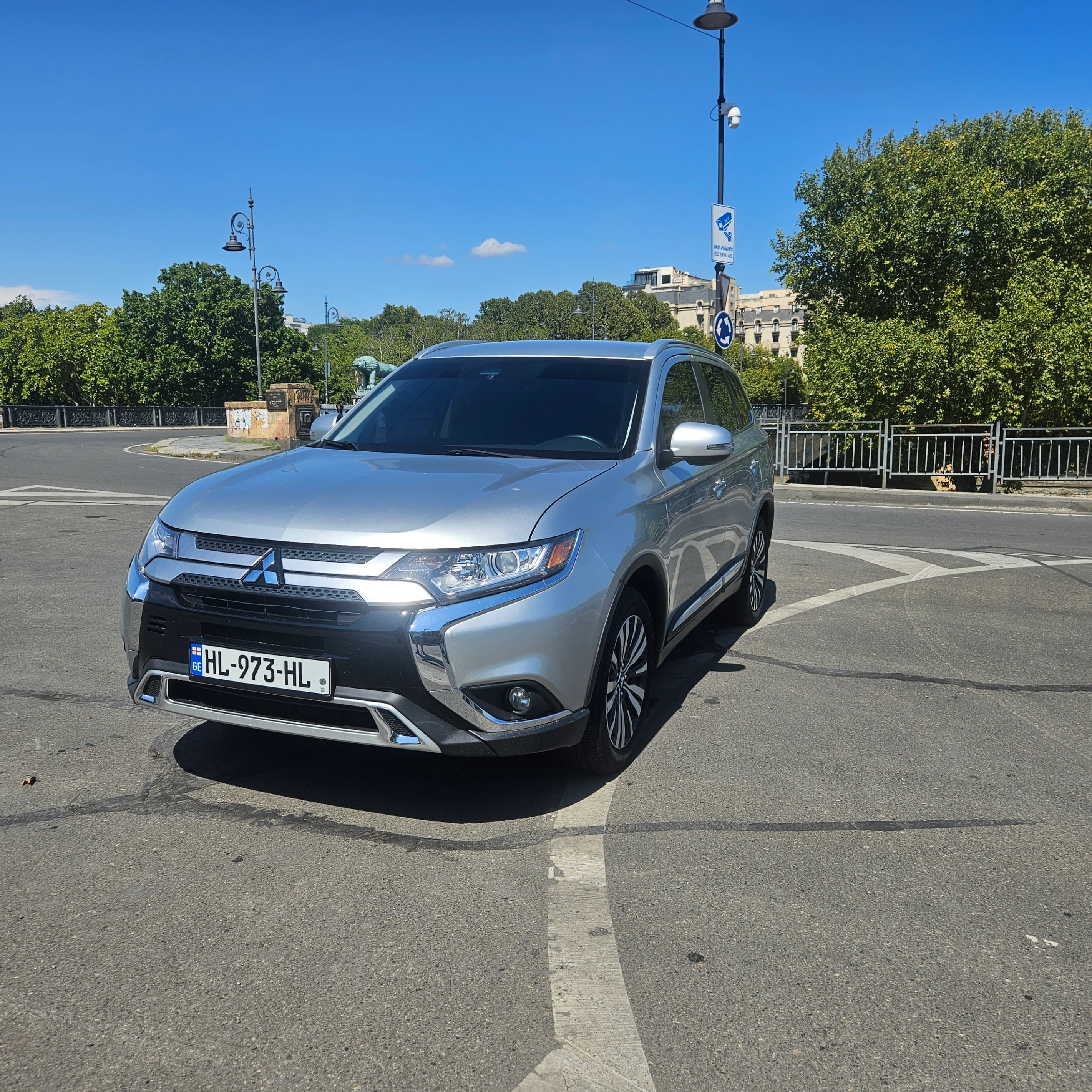 Rent Mitsubishi OUTLANDER  in Tbilisi
