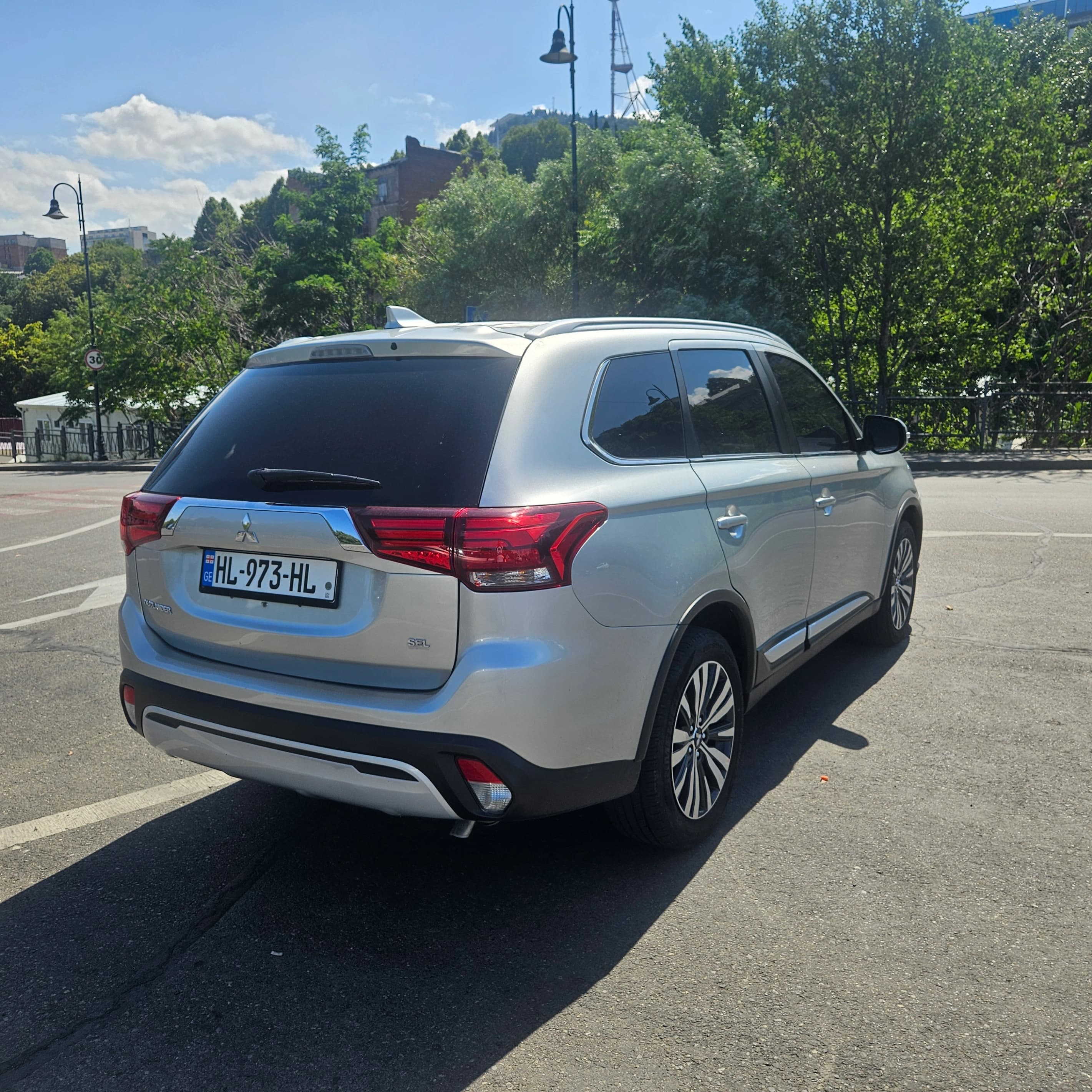 Mitsubishi Outlander 2020 photo 3
