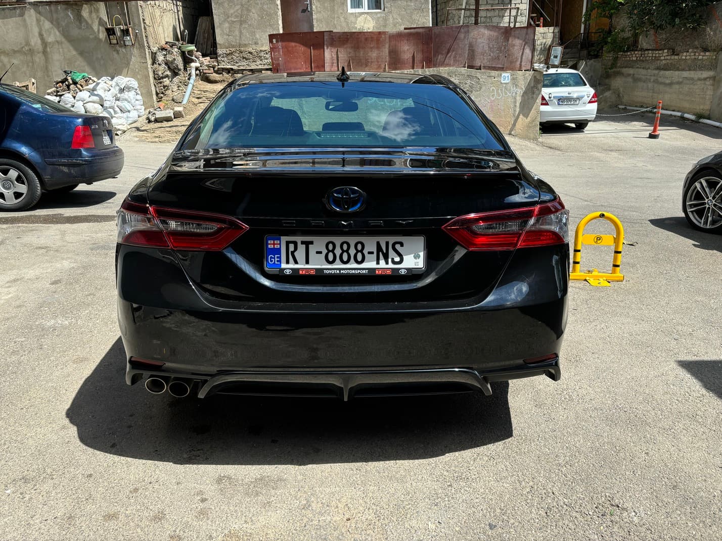 toyota camry 2022 view 3