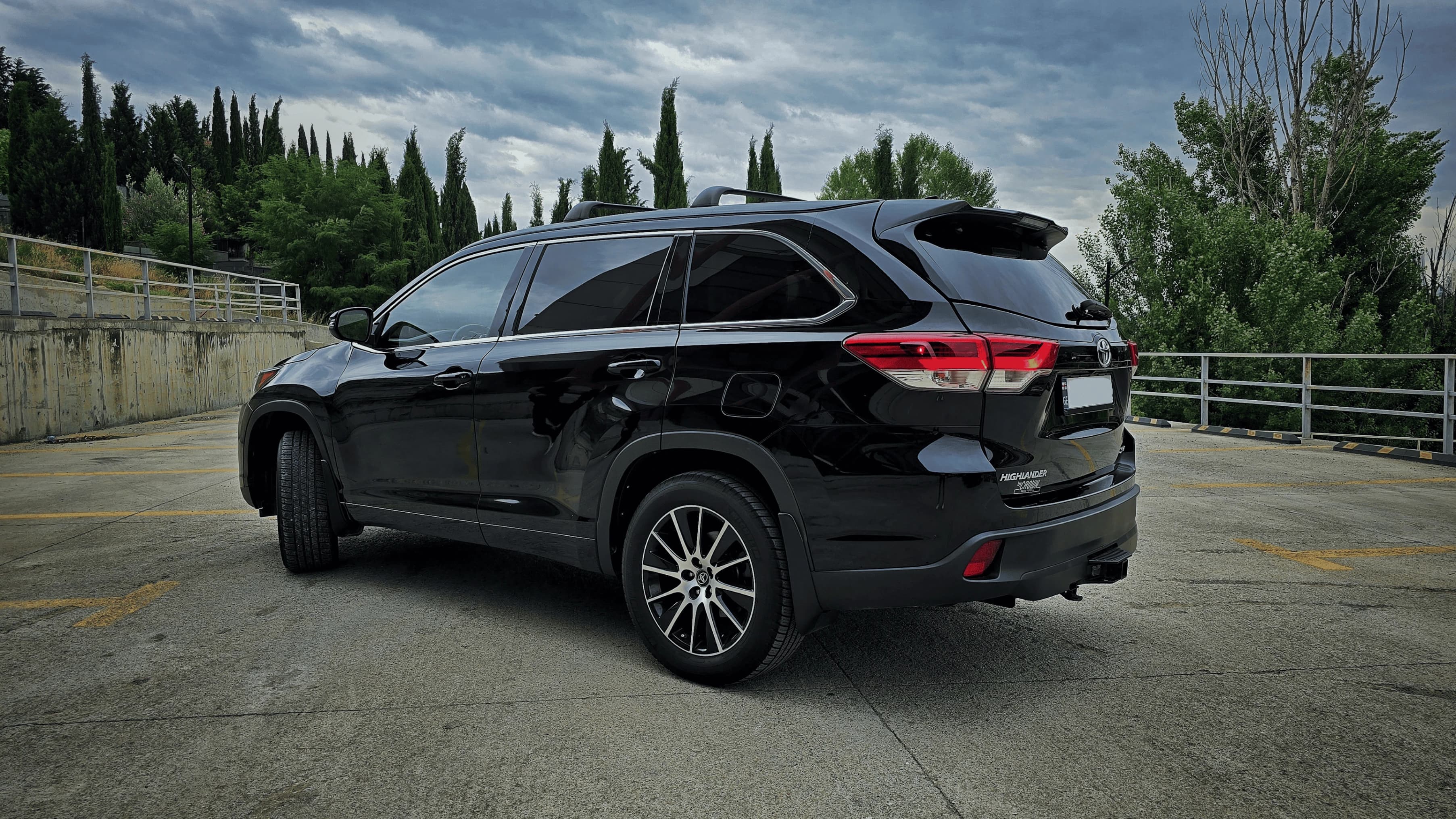 Rent Toyota Highlander  in Tbilisi — photo 8
