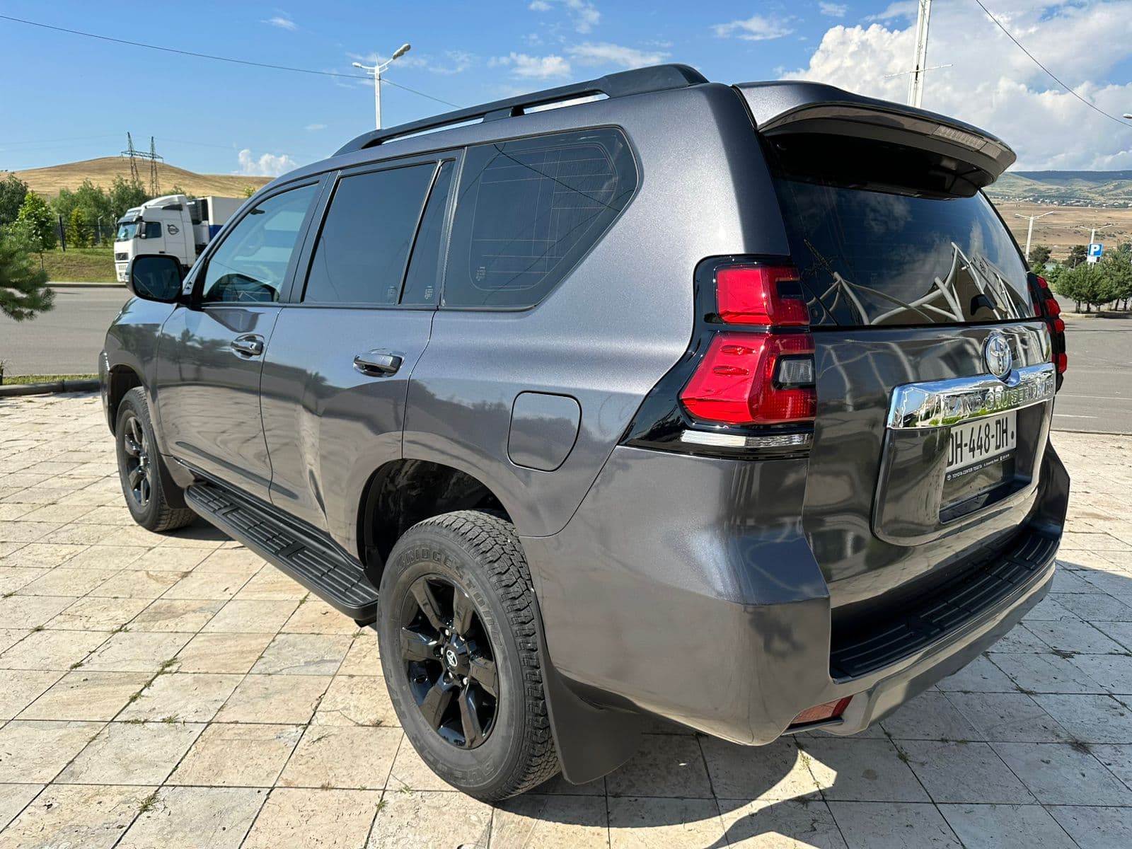 Toyota prado 2014 view 5