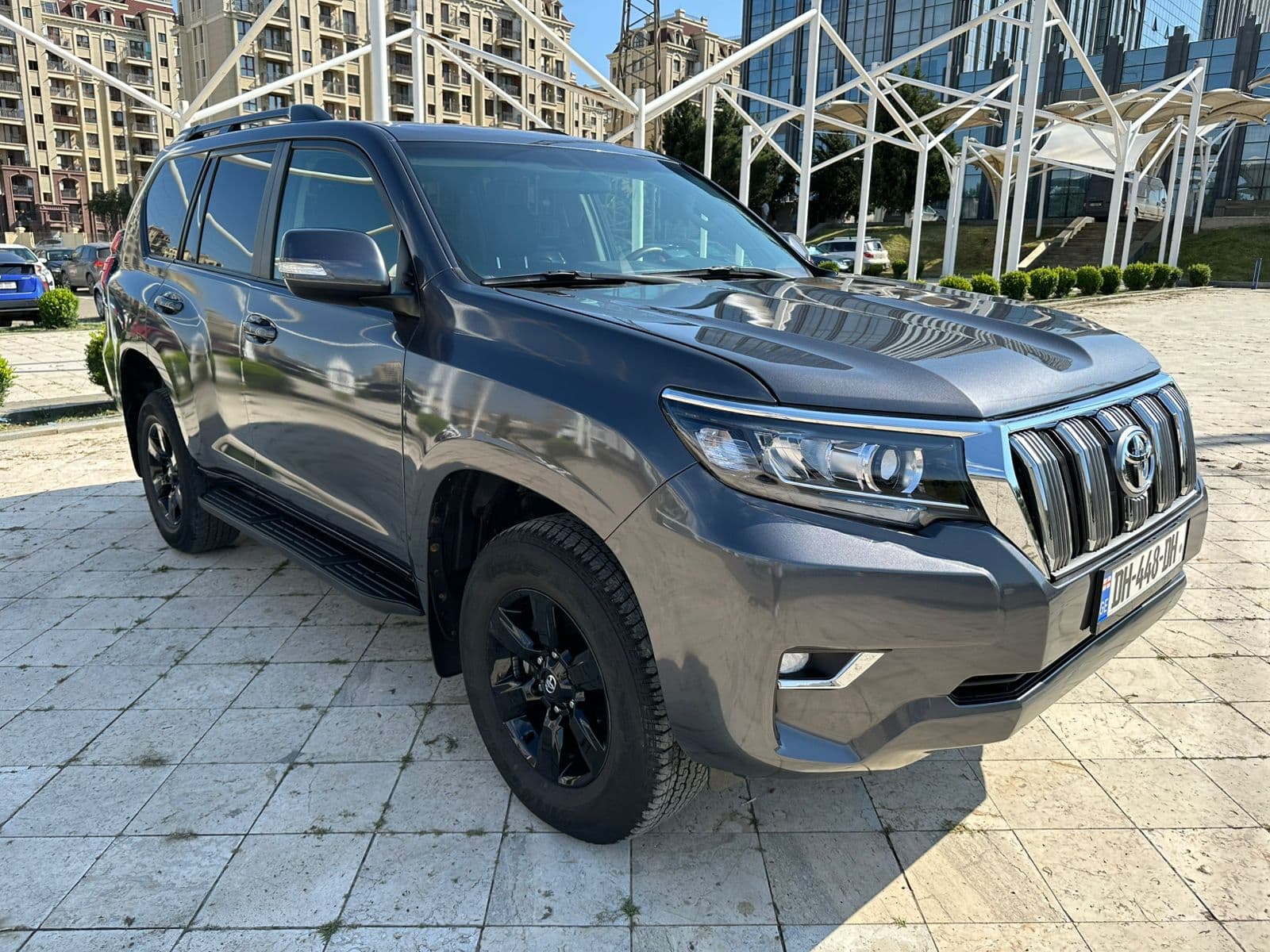 Toyota prado 2014 view 3