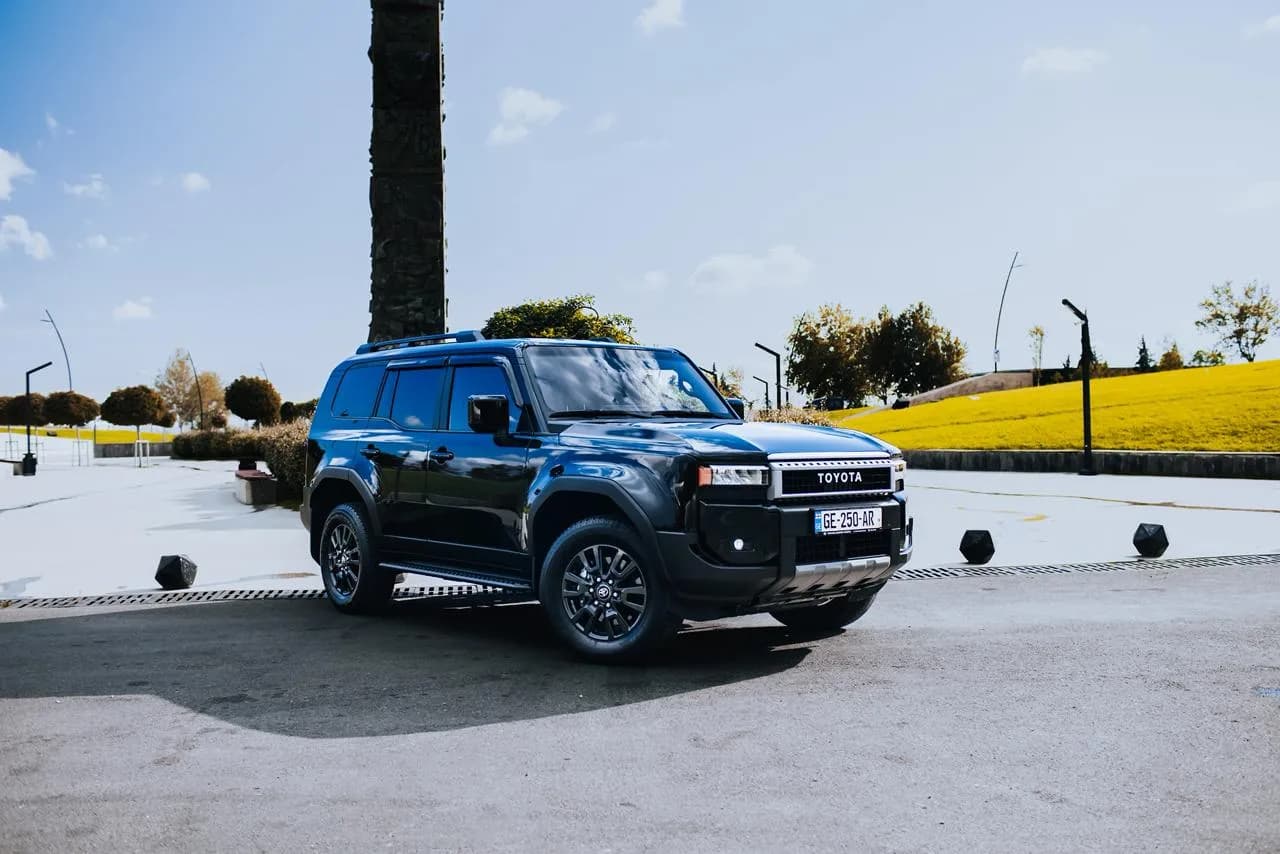 Toyota prado 2025  view 2