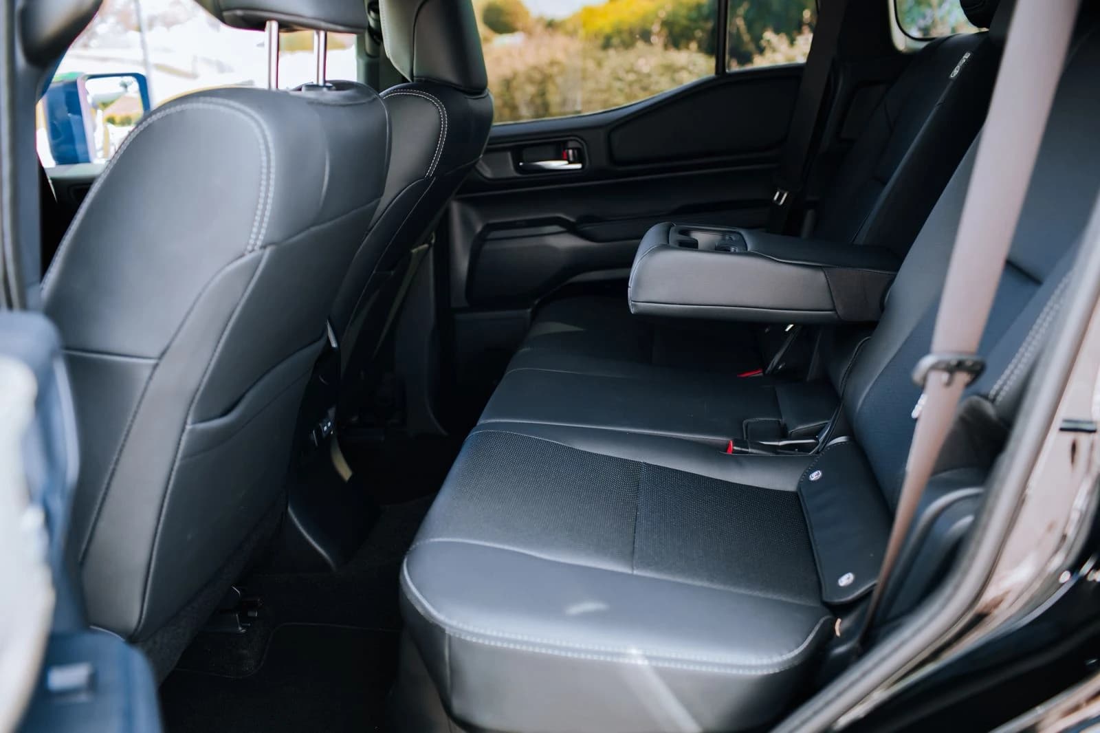 Toyota prado 2025  view 7