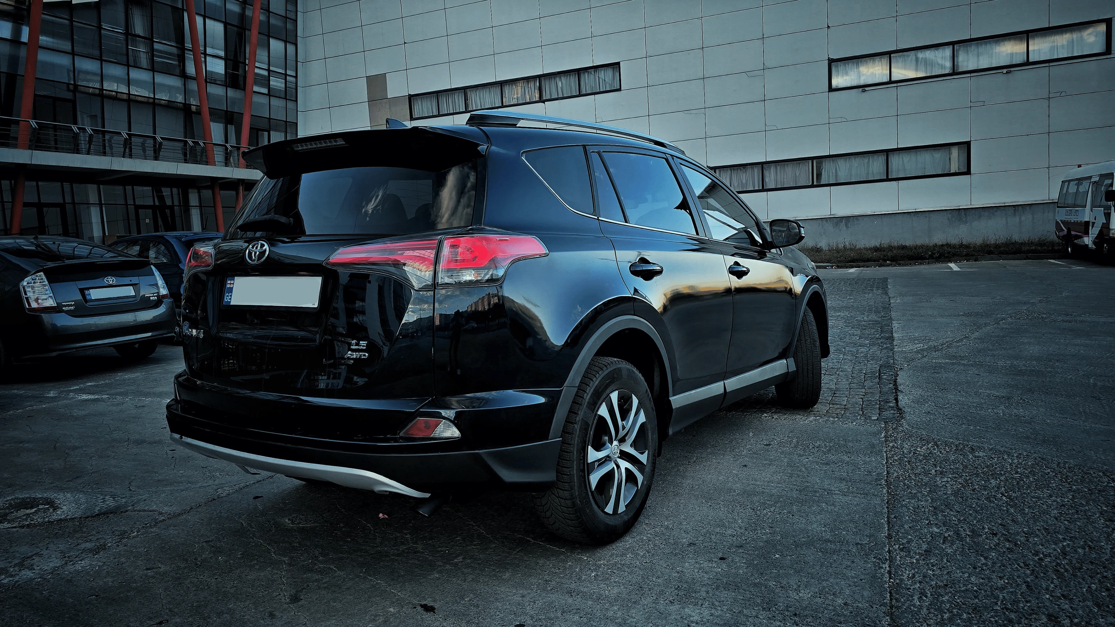 Rent Toyota Rav4 in Tbilisi — photo 5