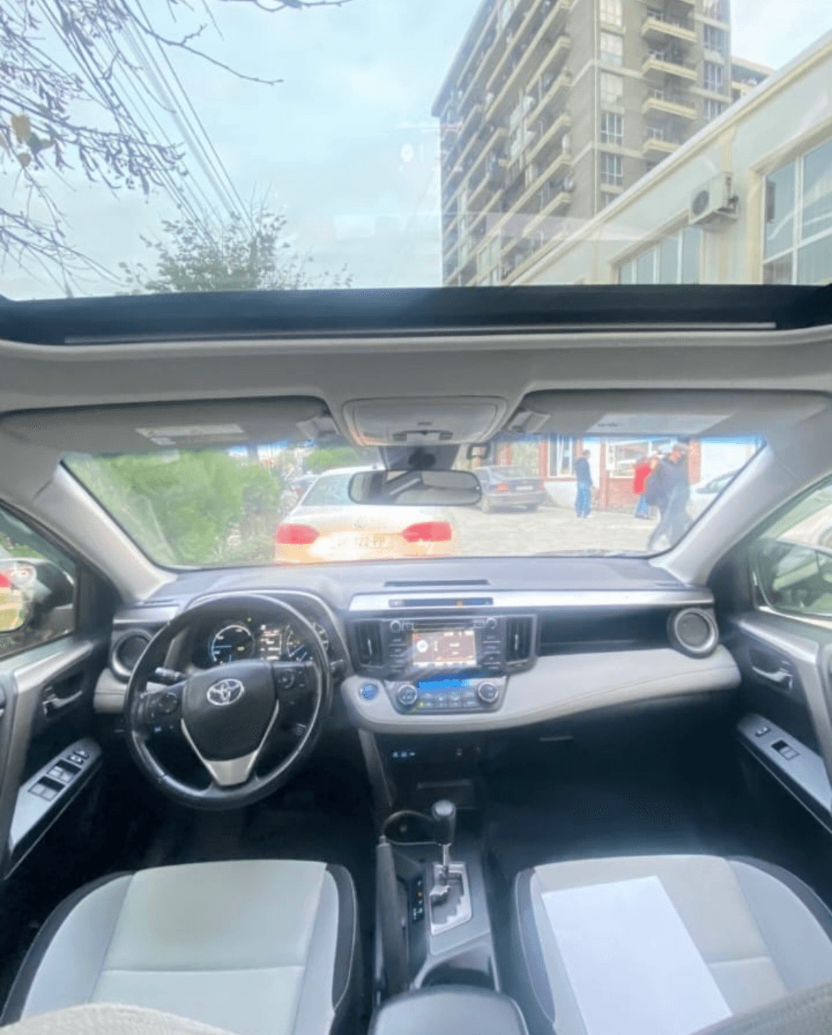 Rent Toyota  RAV4 in Tbilisi — photo 3