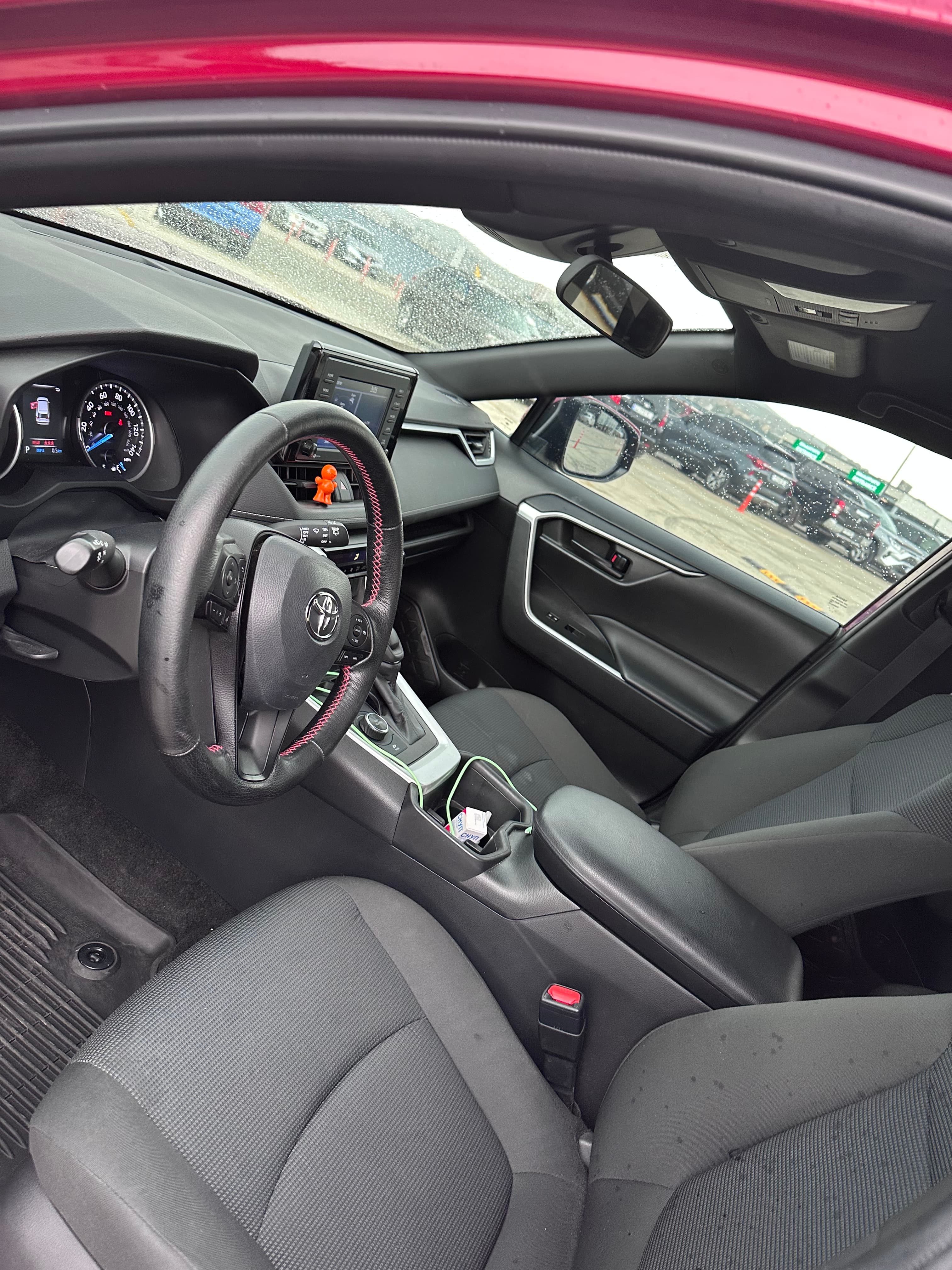 Toyota RAV4 Hybrid 2015 view 5