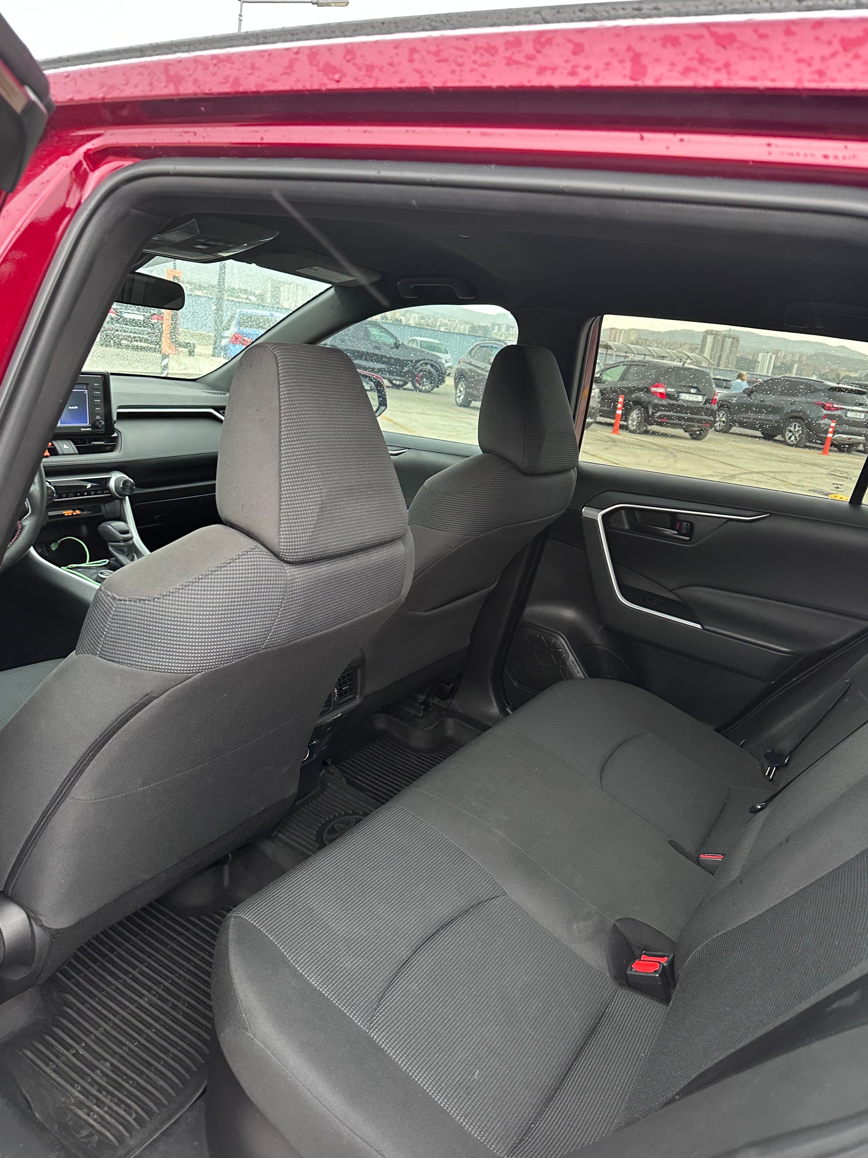 Toyota RAV4 Hybrid 2015 view 6